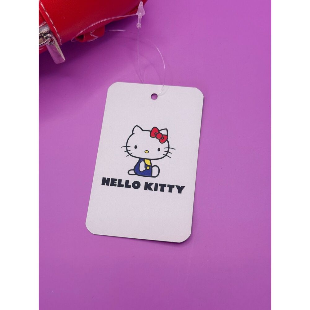 Hello Kitty Back Pack Coin Purse Keychain - Picture 5 of 6